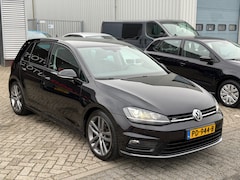 Volkswagen Golf - 1.6 TDI R-Line Bi-XENON/NAVI/LED/CRUISE/PDC/DISTR+WPOMP-VV