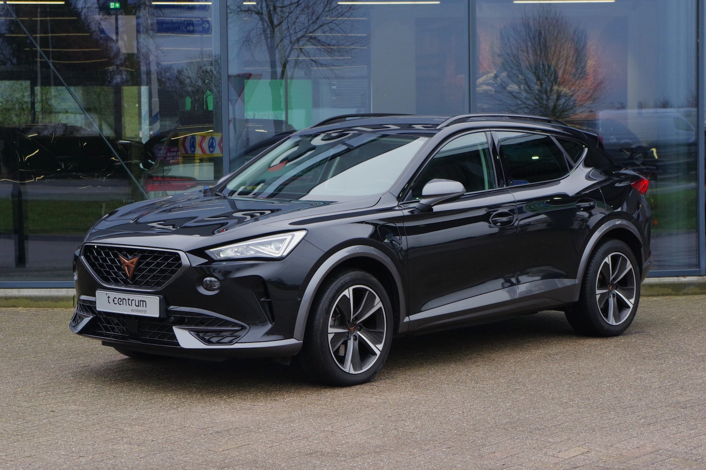 CUPRA Formentor - 1.4 e-Hybrid 204 PK BNS PHEV, Adap. Cruise Control, Memory, Camera, Carplay - AutoWereld.nl