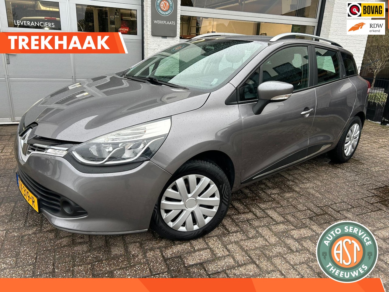 Renault Clio Estate - 1.2-16V Collection CAMERA|CRUISE|NAVI|TREKHAAK - AutoWereld.nl