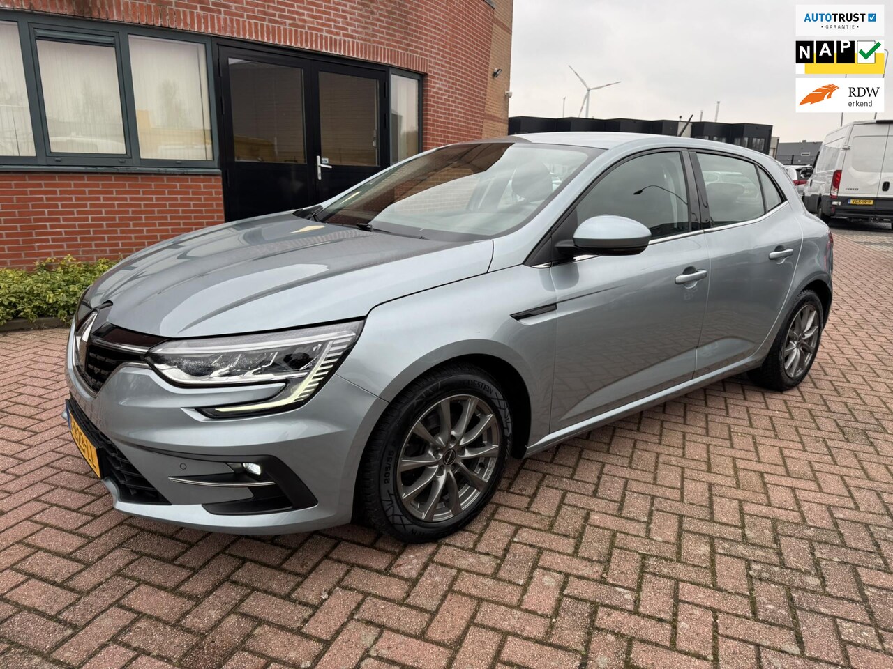 Renault Mégane - 1.3 TCe Business Zen 1E EIGENAAR/KEYLESS/CAMERA/CLIMA/NAVI - AutoWereld.nl