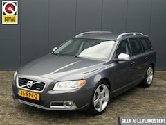 Volvo V70 - 2.0T R-Edition AUTOMAAT / LEDER / ZEER MOOI