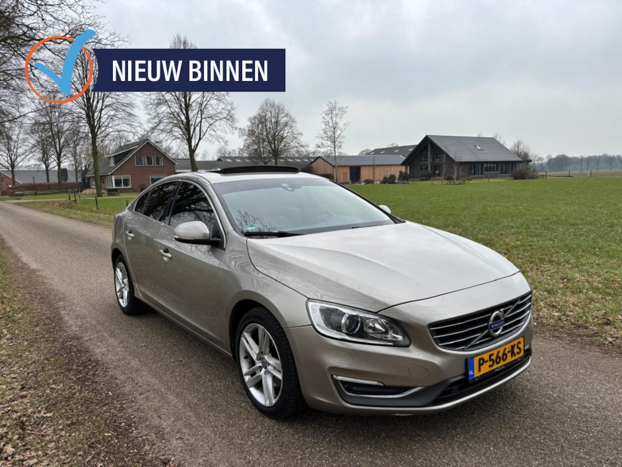 Volvo S60 - 2.0 T5 Summum | Schuif-/Kanteldak | Leder | Stoelverwarming | - AutoWereld.nl