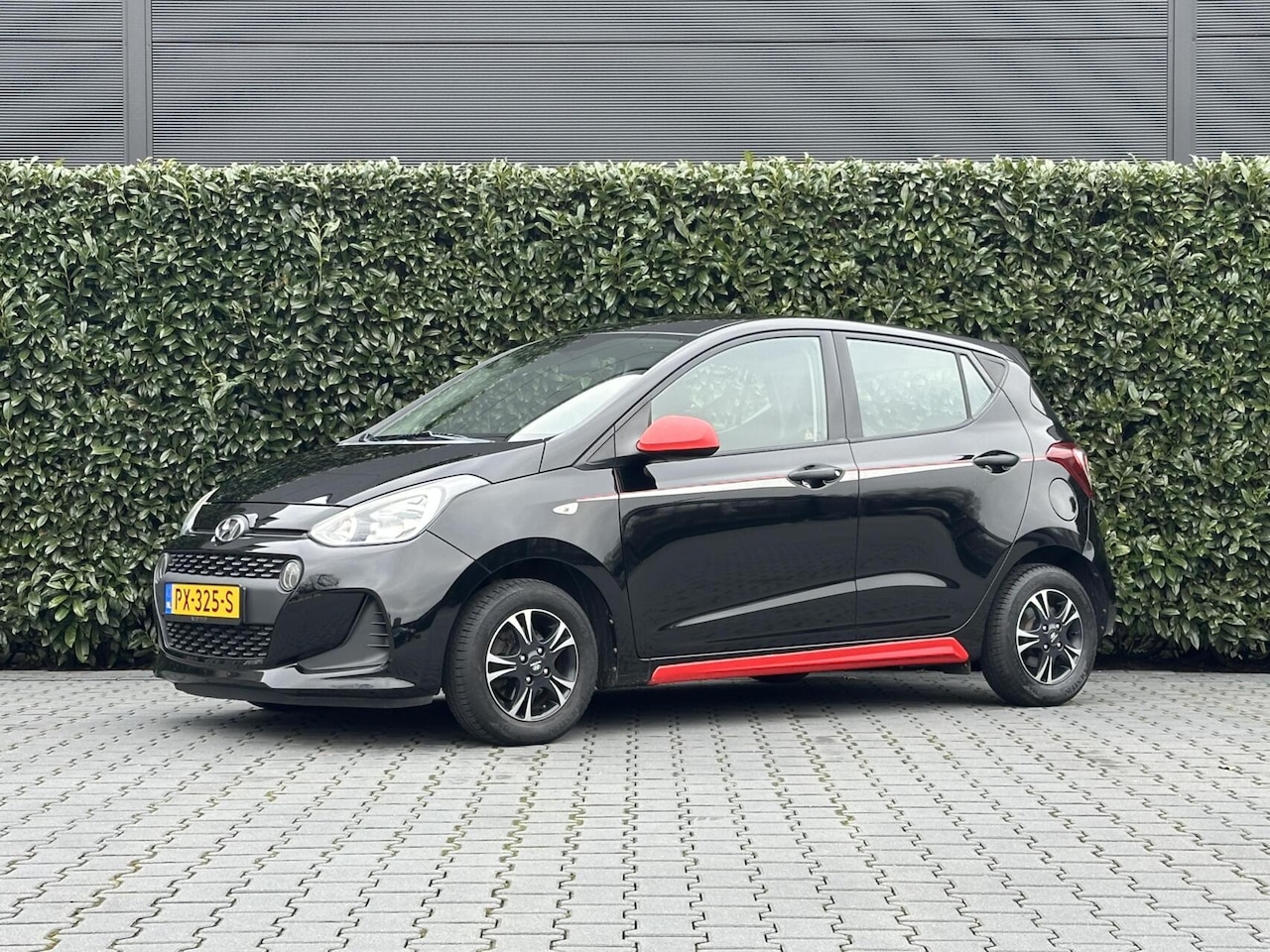 Hyundai i10 - 1.0i Comfort 1.0i Comfort, NL AUTO, NAP LOGISCH, NAVIGATIE VIA CARPLAY, AIRCO, DAB, LICHTMETAAL 13" - AutoWereld.nl