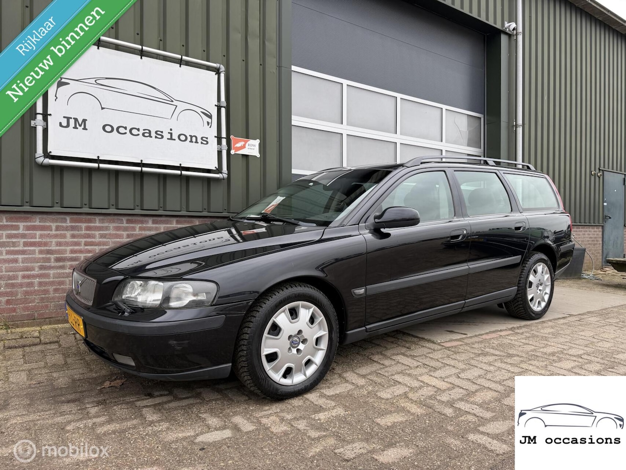 Volvo V70 - 2.4 Edition Automaat|Airco|Leder|CarPlay|Stoel vw| - AutoWereld.nl