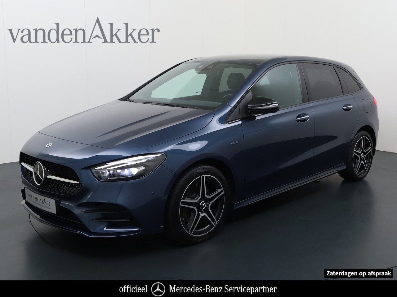 Mercedes-Benz B-klasse - 250e AMG // Distronic // 360 Camera // Memory // Burmester // Headup // Keyless // MultiBe - AutoWereld.nl