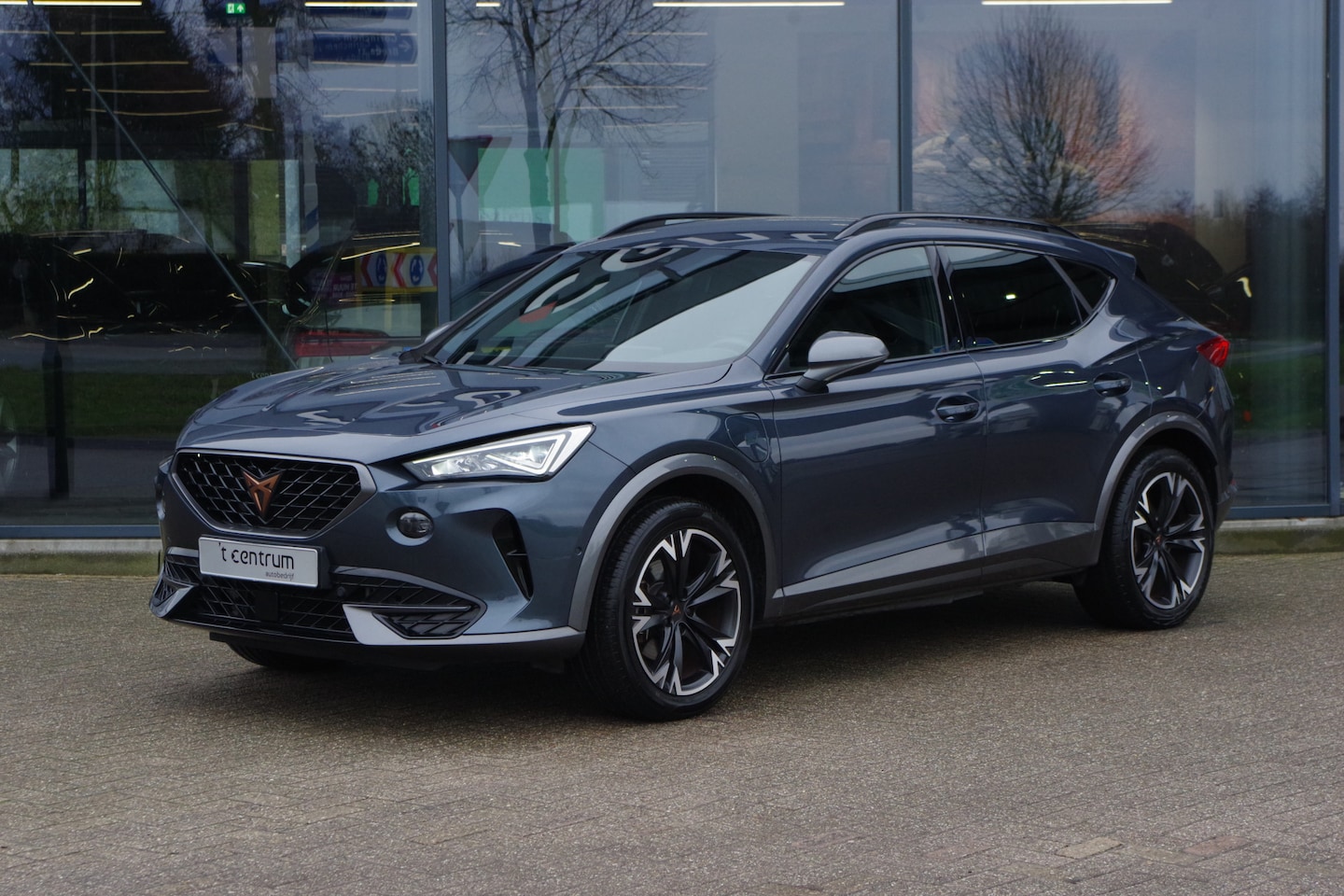 CUPRA Formentor - 1.4 e-Hybrid 204 PK BNS PHEV, Adap. Cruise Control, Memory, Sportstoelen, Matrix-LED - AutoWereld.nl