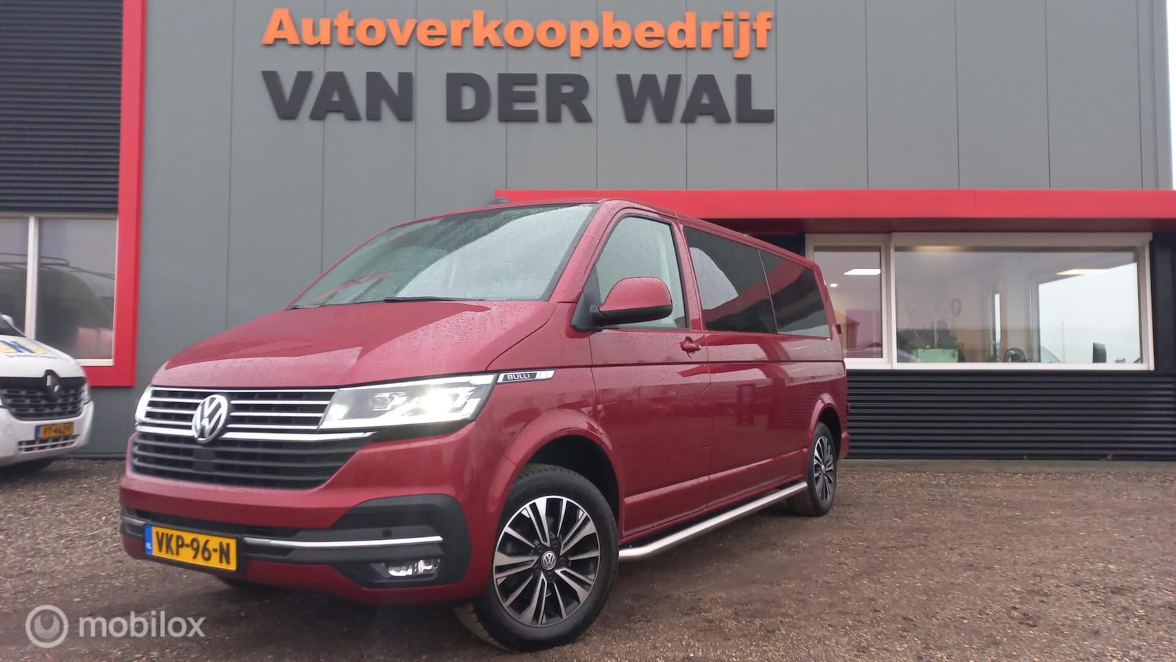 Volkswagen Transporter - 2.0 TDI L2H1 30 DC Bulli 2.0 TDI L2H1 30 DC BULLI - AutoWereld.nl