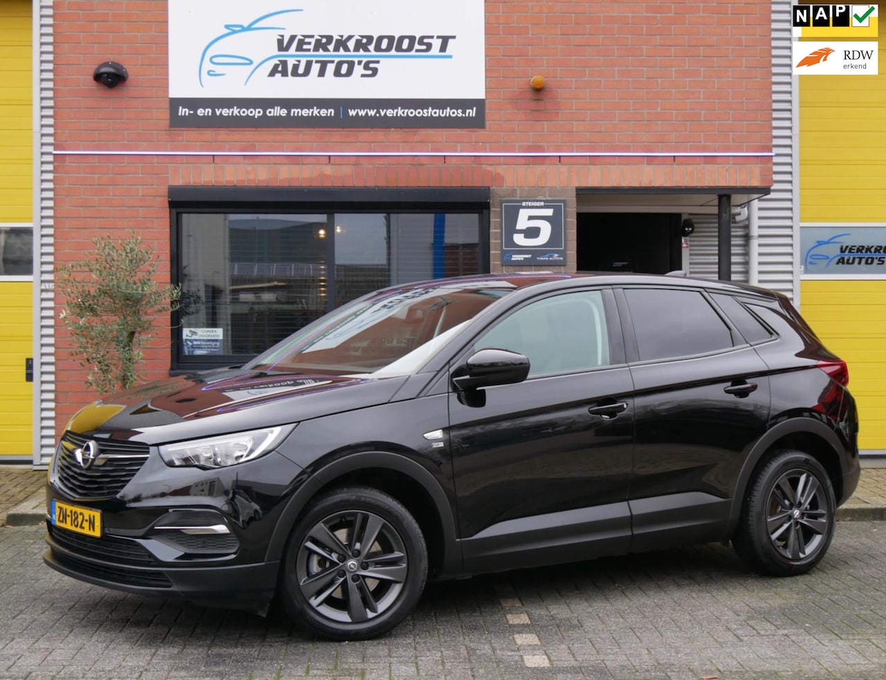 Opel Grandland X - 1.2 Turbo Online Edition. camera. CarPlay. zeer mooi - AutoWereld.nl