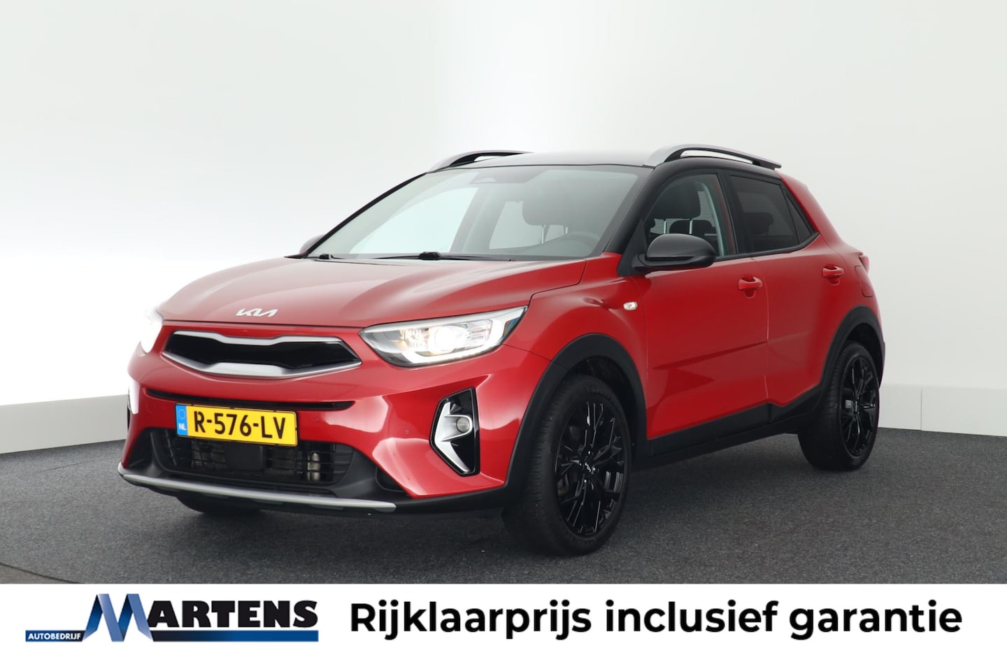 Kia Stonic - 1.0 T-GDi 101pk MHEV DynamicLine Stoelverwarming Camera Navigatie - AutoWereld.nl
