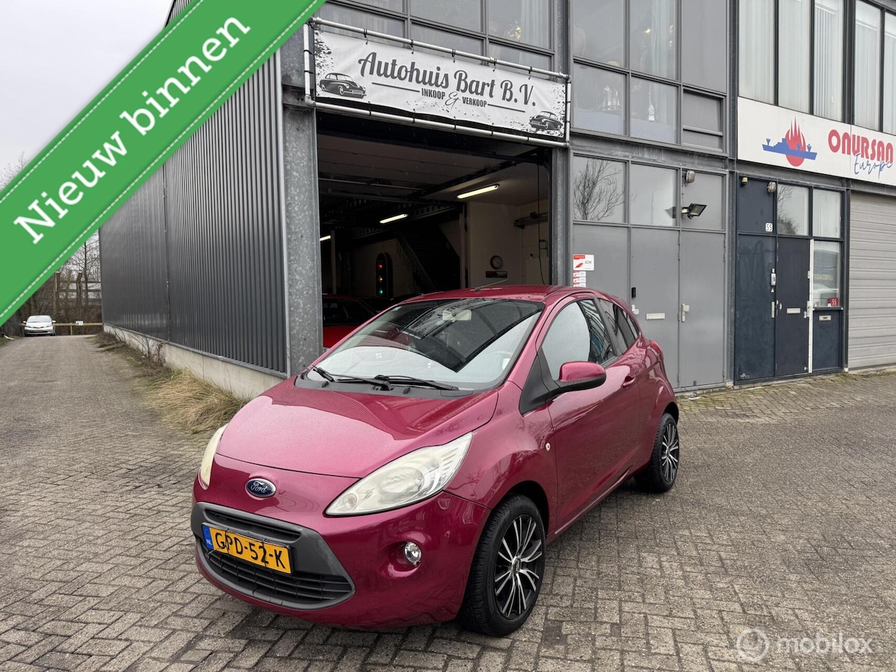 Ford Ka - 1.2 Titanium Airco! Nieuwe APK! NAP Rapport! - AutoWereld.nl
