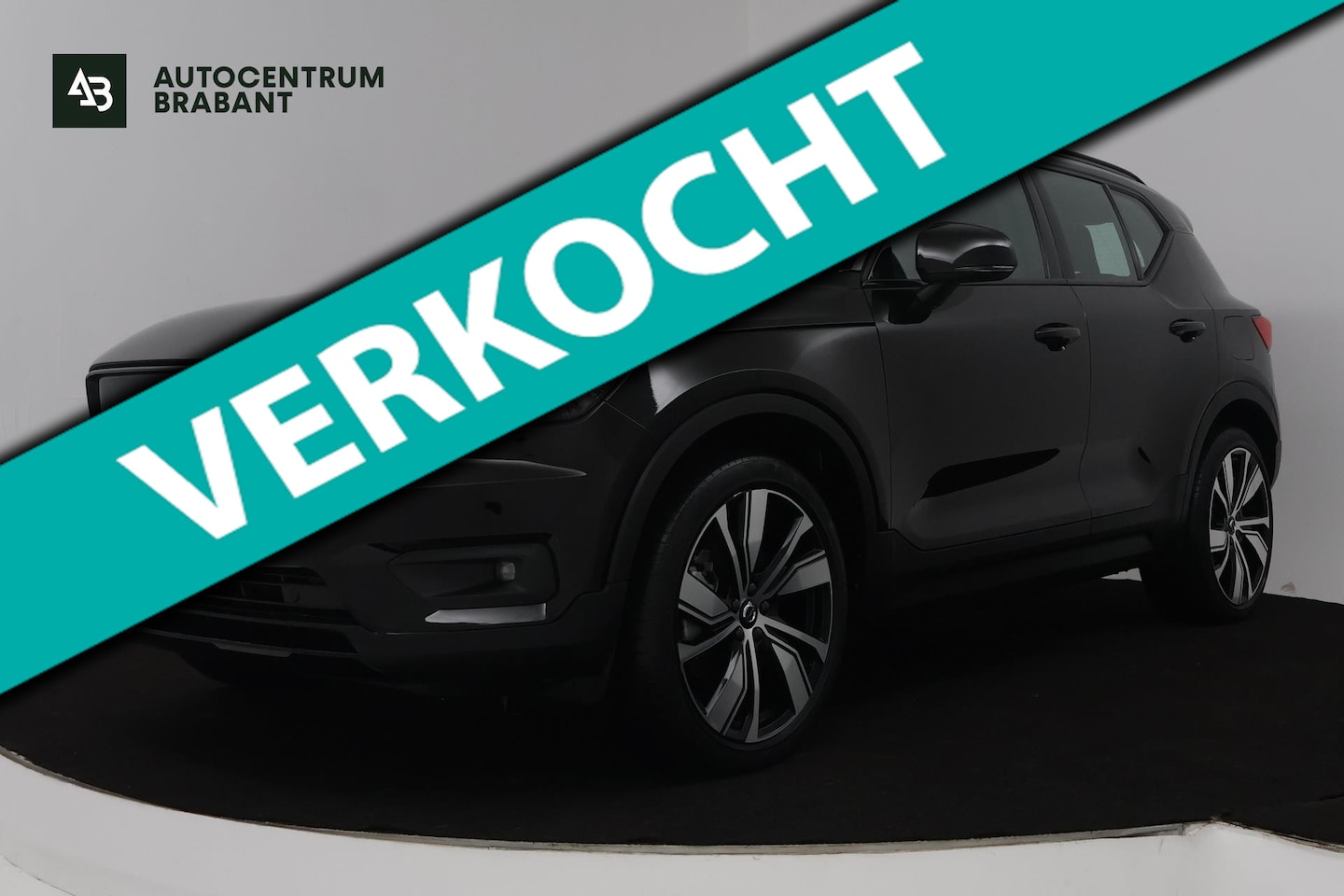 Volvo XC40 - Recharge P8 AWD R-Design 92% SOH (PANORAMADAK, STUUR/STOEL VERWARMING, CAMERA, PARKEERSENS - AutoWereld.nl