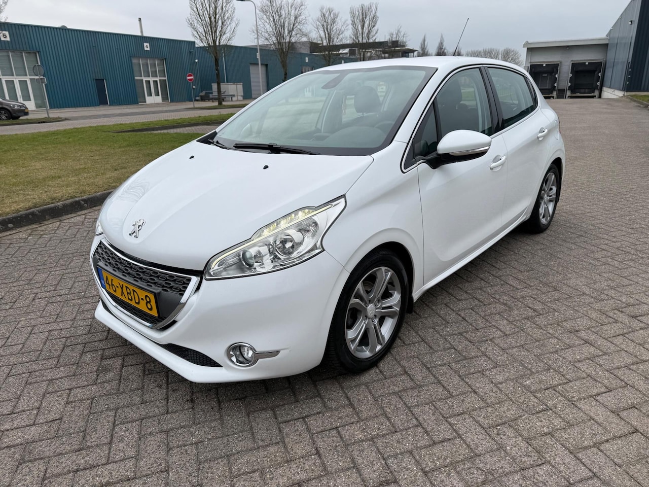 Peugeot 208 - 1.6 Vti Allure 1.6 VTi Allure - AutoWereld.nl