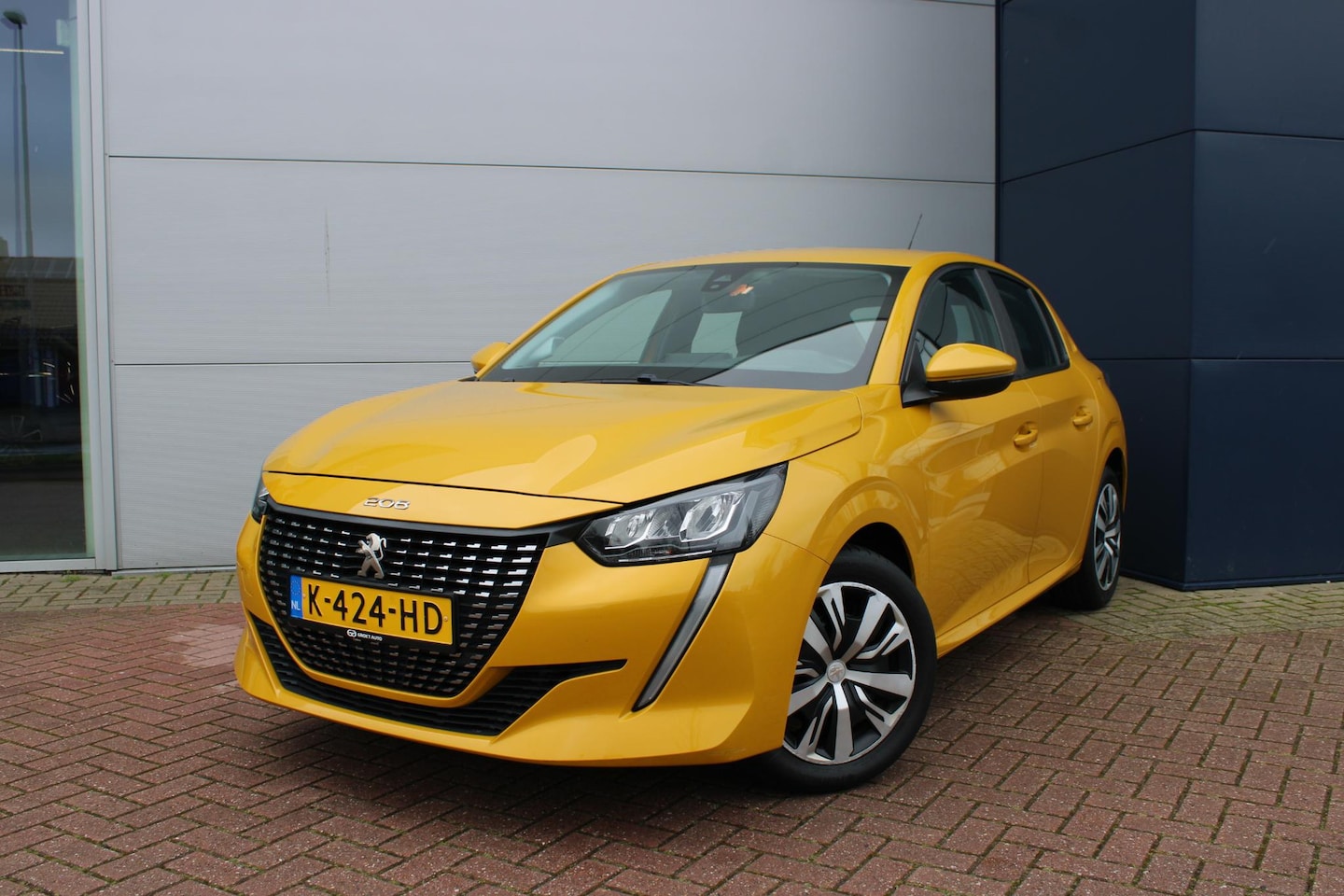 Peugeot 208 - 1.2 PureTech Active Airco Navi Carplay DAB Dealer onderhouden - AutoWereld.nl