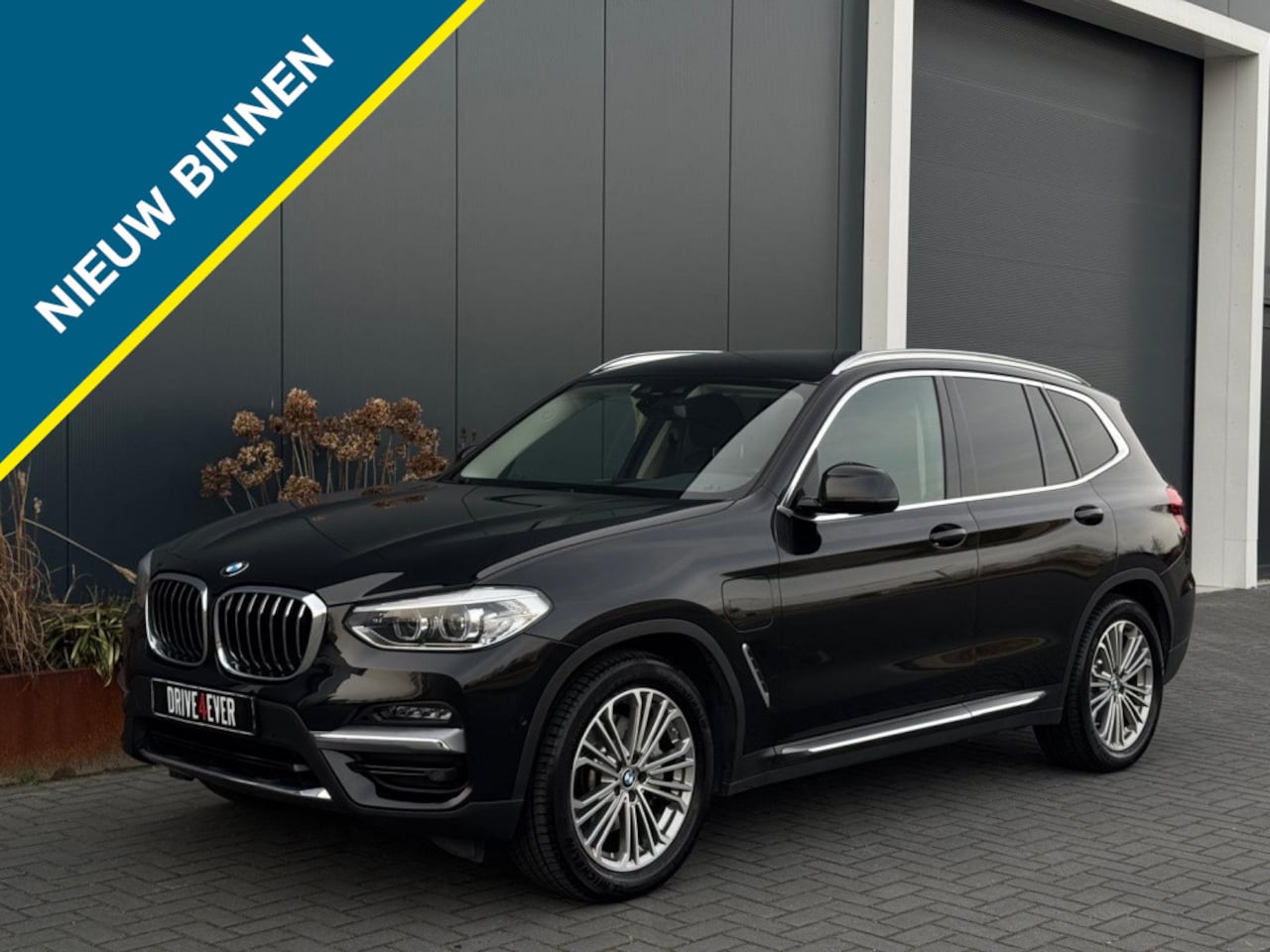 BMW X3 - xDrive30e Exec. m22 NAVI PDC LEDER LED SPORTVELGEN PDC - AutoWereld.nl