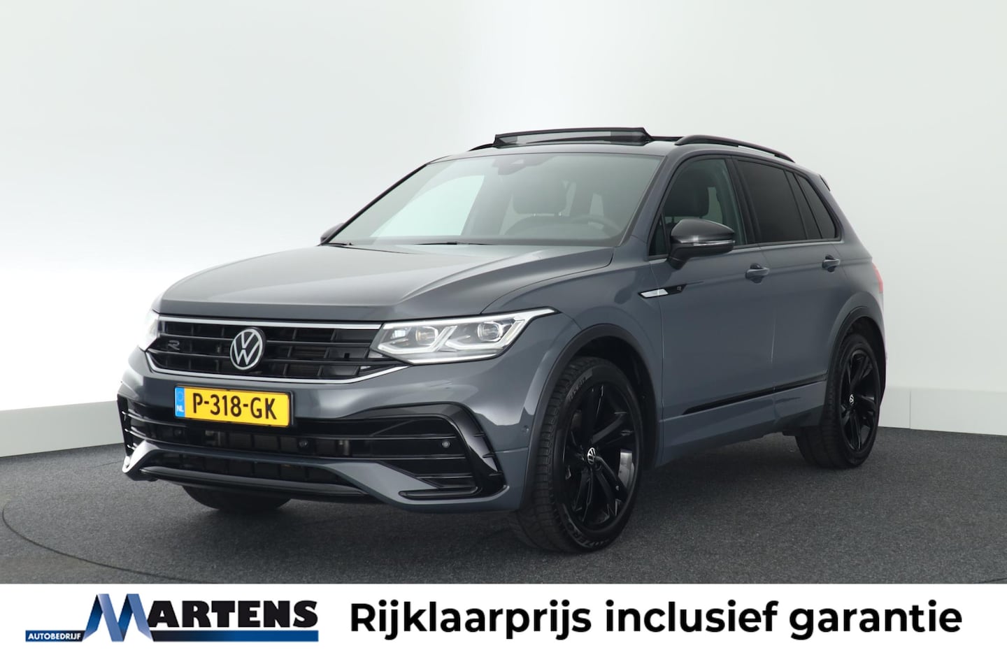 Volkswagen Tiguan - 1.5 TSI 150pk DSG R-Line Business+ Black Style Trekhaak Camera harman/kardon Keyless Head- - AutoWereld.nl