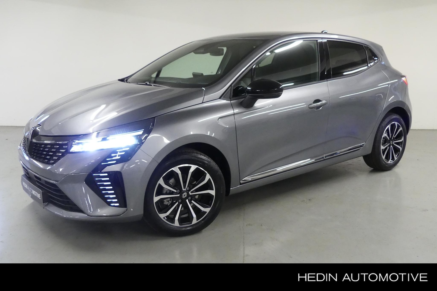 Renault Clio - TCe 90 GPF Techno | pack navigation techno - AutoWereld.nl