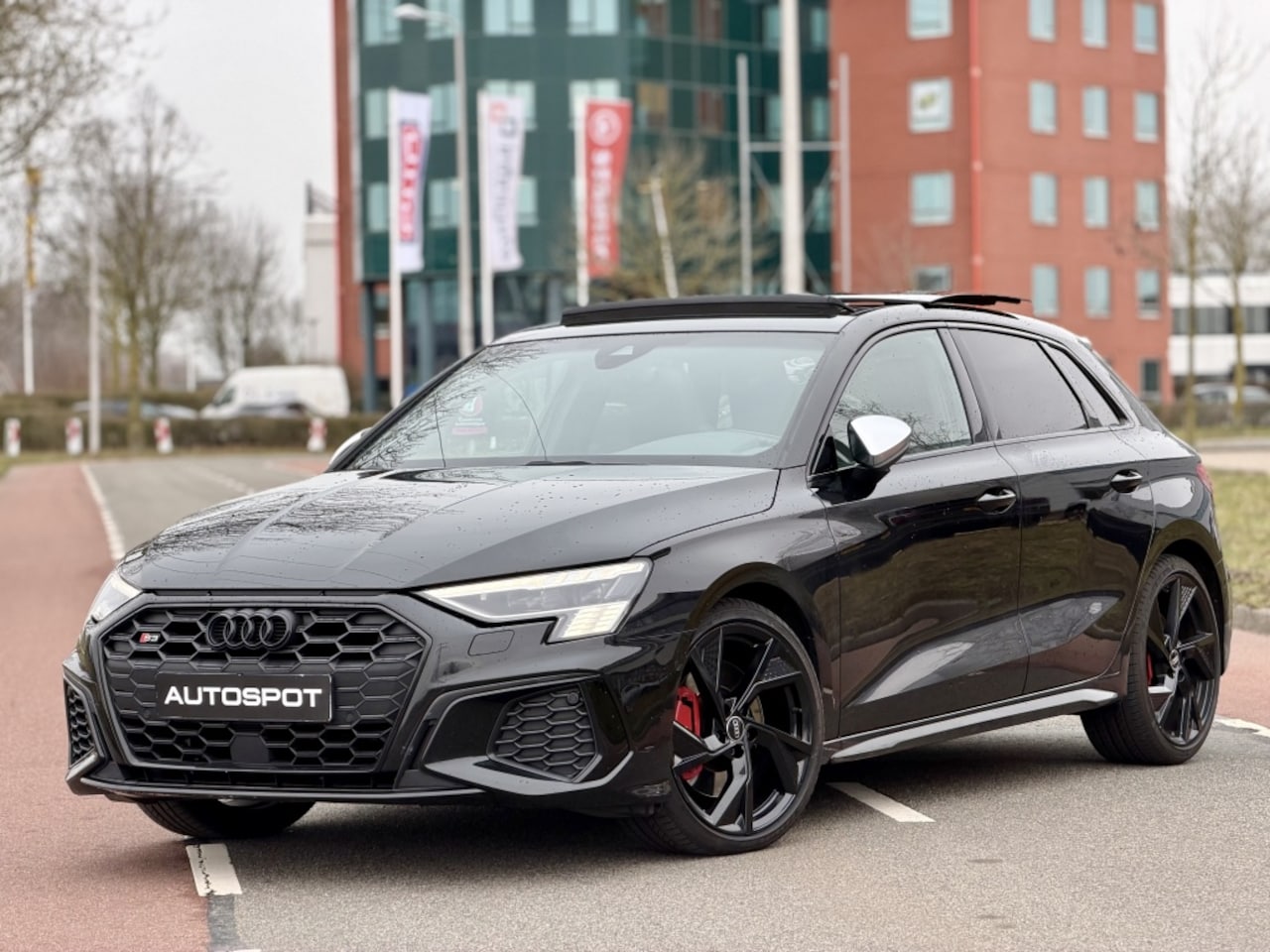 Audi S3 - Sportback 2.0 TFSI Quattro Pano Matrix B&O Navi - AutoWereld.nl