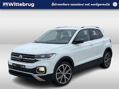 Volkswagen T-Cross - 1.0 TSI 116PK Style / Trekhaak / LED / Achteruitrijcamera / Dodehoek Sensor / Stoelverwarm
