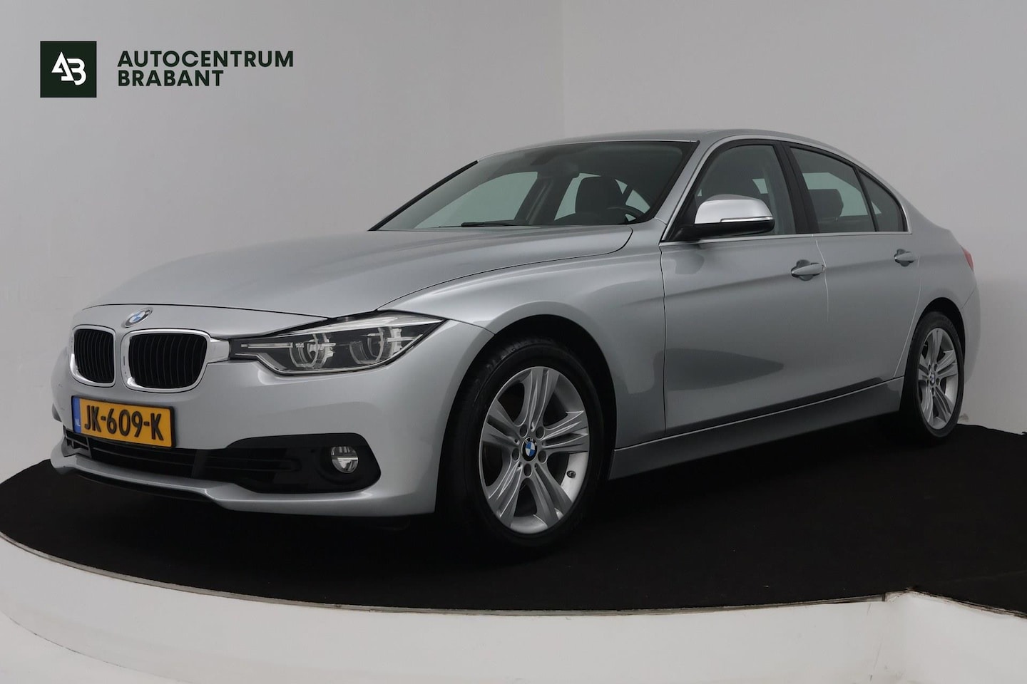 BMW 3-serie - 320i Centennial High Executive (STOELVERWARMING, CAMERA, CRUISE CONTROL, PARKEERSENSOREN, - AutoWereld.nl