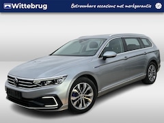 Volkswagen Passat Variant - 1.4 TSI PHEV 218PK DSG GTE Business / Trekhaak / Matrix Led / 17'' LMV / VW