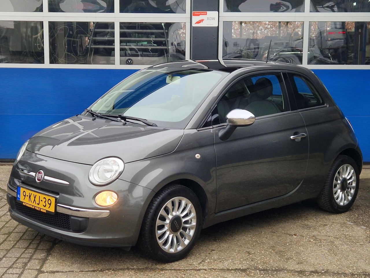 Fiat 500 - 0.9 TwinAir Lounge / Panoramadak / Airco / Origineel NL / NAP / Lichtmetalen velgen - AutoWereld.nl