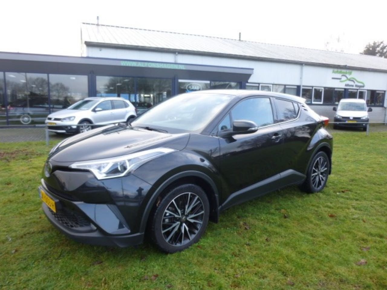 TOYOTA C-HR