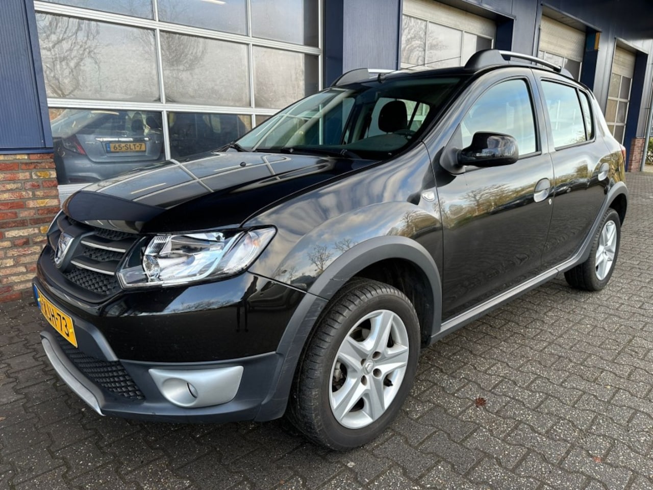 Dacia Sandero Stepway - 0.9 TCE Stepway Lauréate, Trekhaak, Navigatie, 1e Eigenaar auto. Parkeerhulp, ALL IN PRIJS - AutoWereld.nl