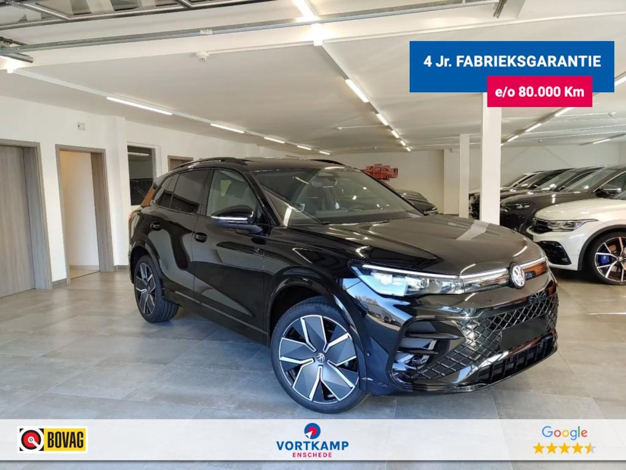 Volkswagen Tiguan - 1.5 eTSI R-LINE PANO-DAK/TREKHAAK/CAMERA/HUD/E-KLEP - AutoWereld.nl