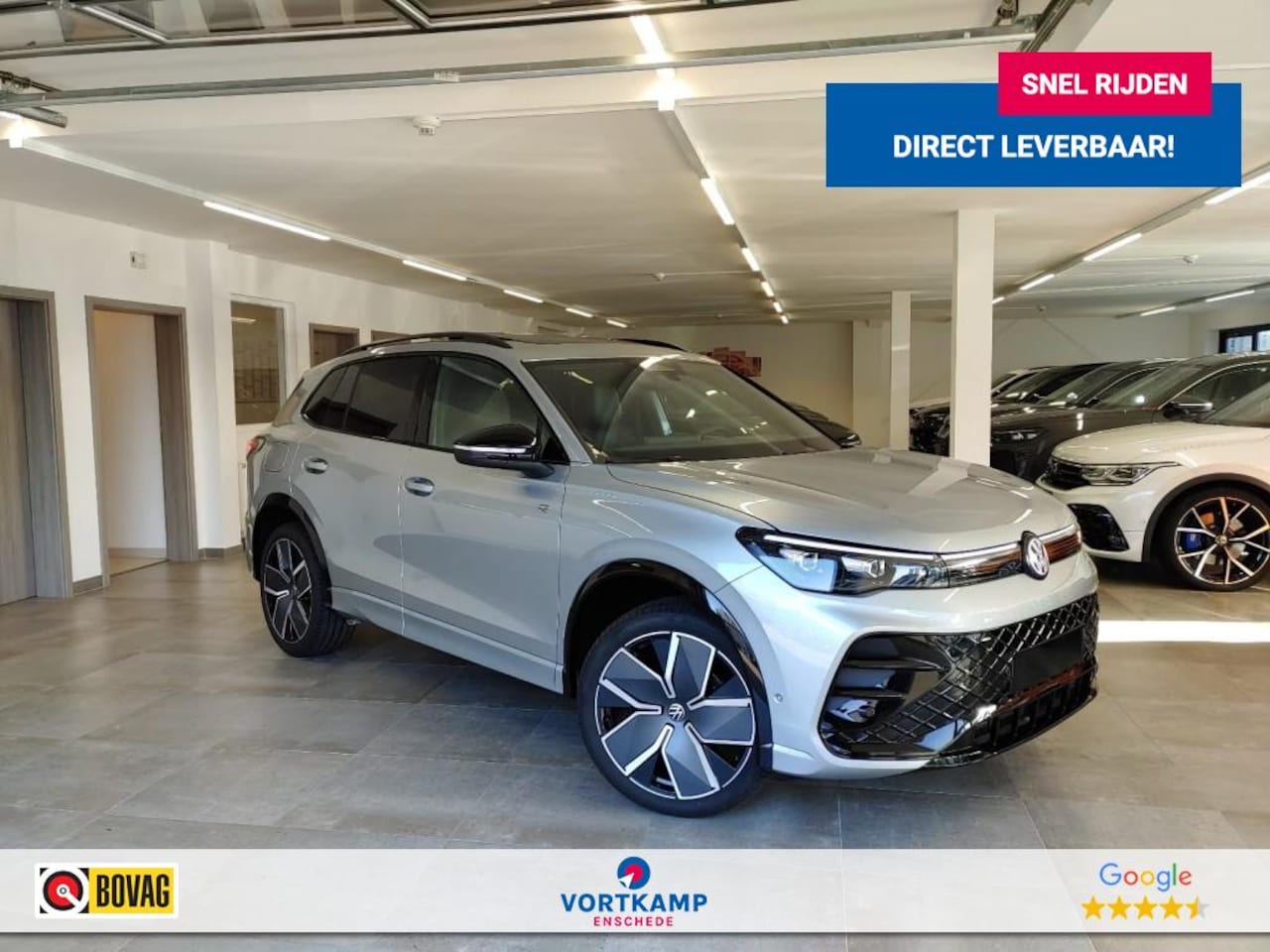 Volkswagen Tiguan - 1.5 eTSI R-LINE LEDER/PANO-DAK/TREKHAAK/CAMERA/HUD/ACC - AutoWereld.nl