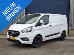 Ford Transit Custom - 340 2.0 TDCI L1H2 Limited AIRCO / CRUISE CONTROLE / EURO 6 / TREKHAAK / L1H1