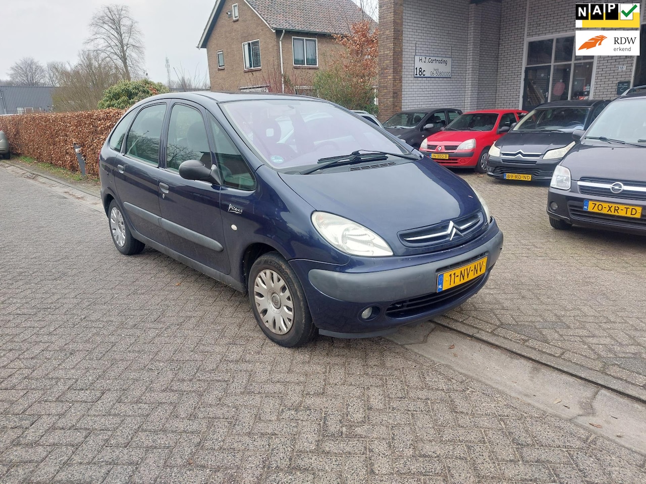 Citroën Xsara Picasso - 1.8i-16V Différence 2 met Rijbare Schade, Loop Sloop Cross - AutoWereld.nl