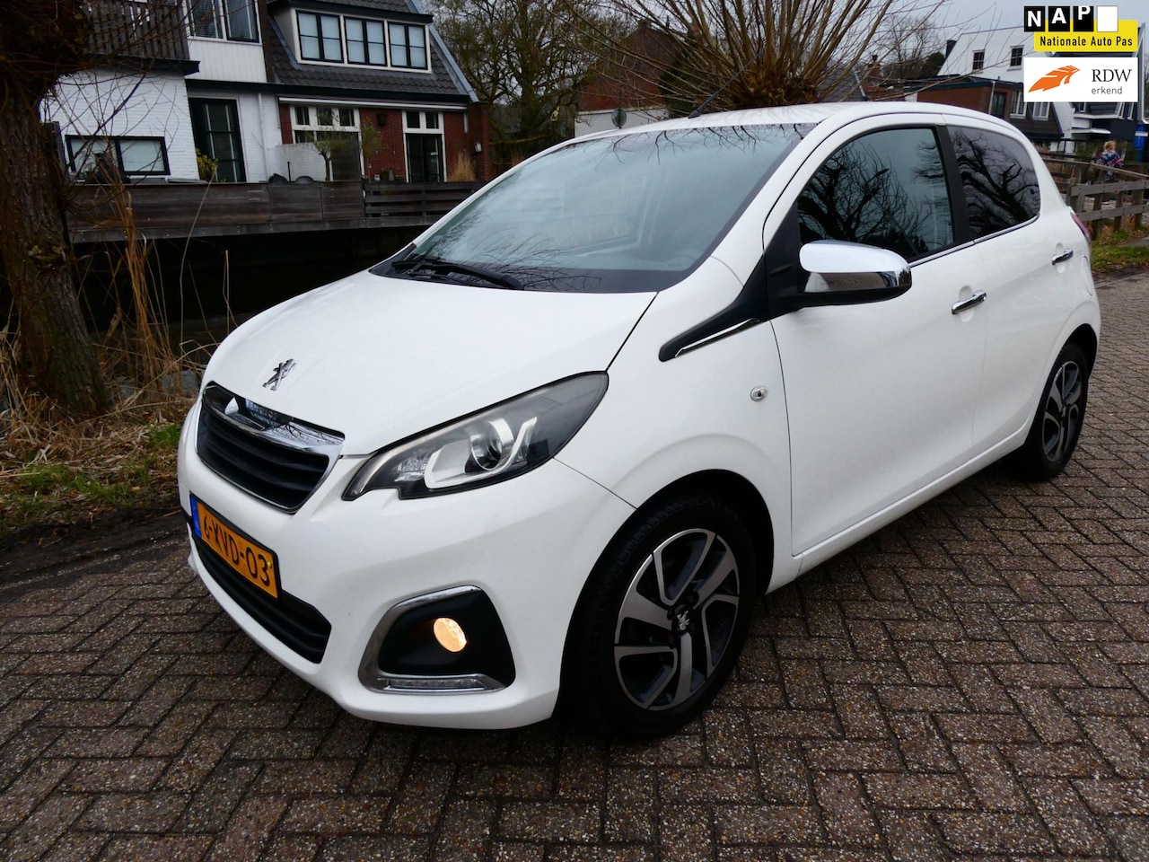 Peugeot 108 - 1.0 e-VTi Première 5-deurs Clima Keyless LED Zuinig A-Label - AutoWereld.nl