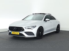 Mercedes-Benz CLA-Klasse - 200 163pk Solution AMG Trekhaak Camera Burmester Stoelverwarming Sfeerverlichting Panorama