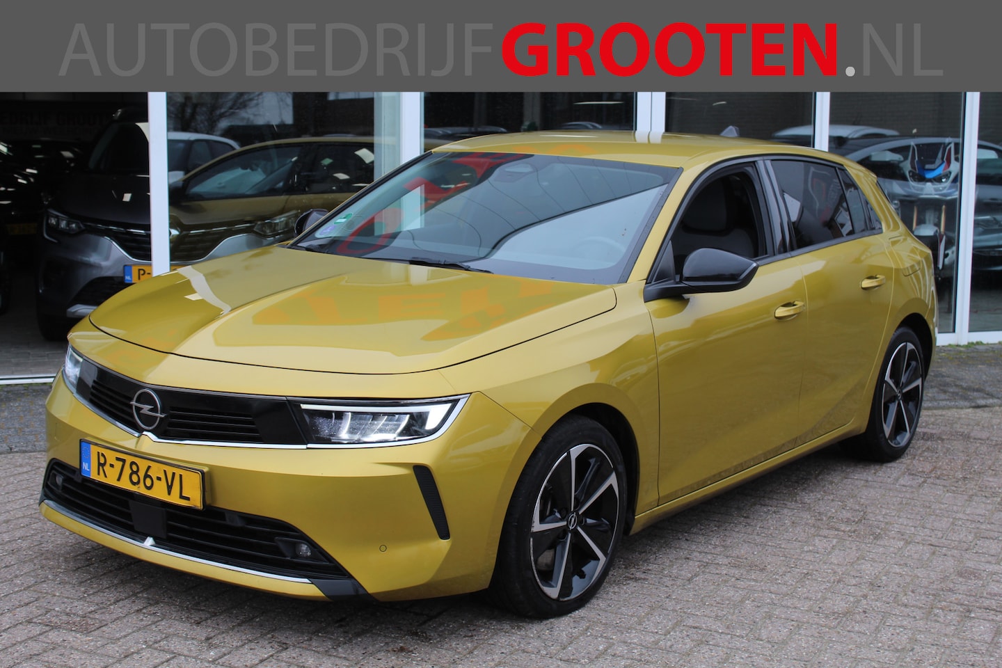 Opel Astra - 1.6 Hybrid Business Edition 1.6 Hybrid Business Edition - AutoWereld.nl