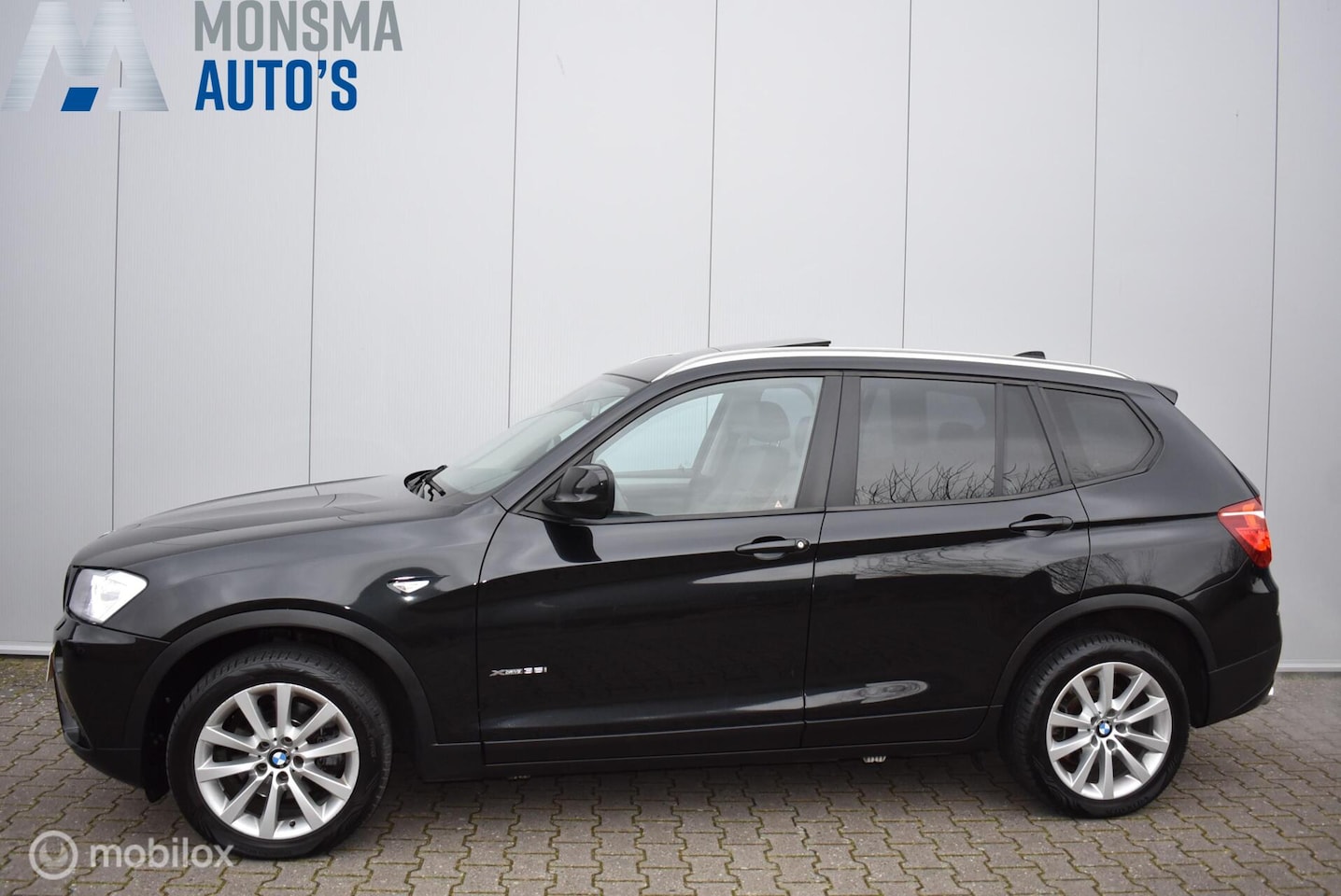 BMW X3 - xDrive35i High Exe Sapphirschwarz Pano Leder Sportstoel Memory Xenon Elek. trekhaak - AutoWereld.nl