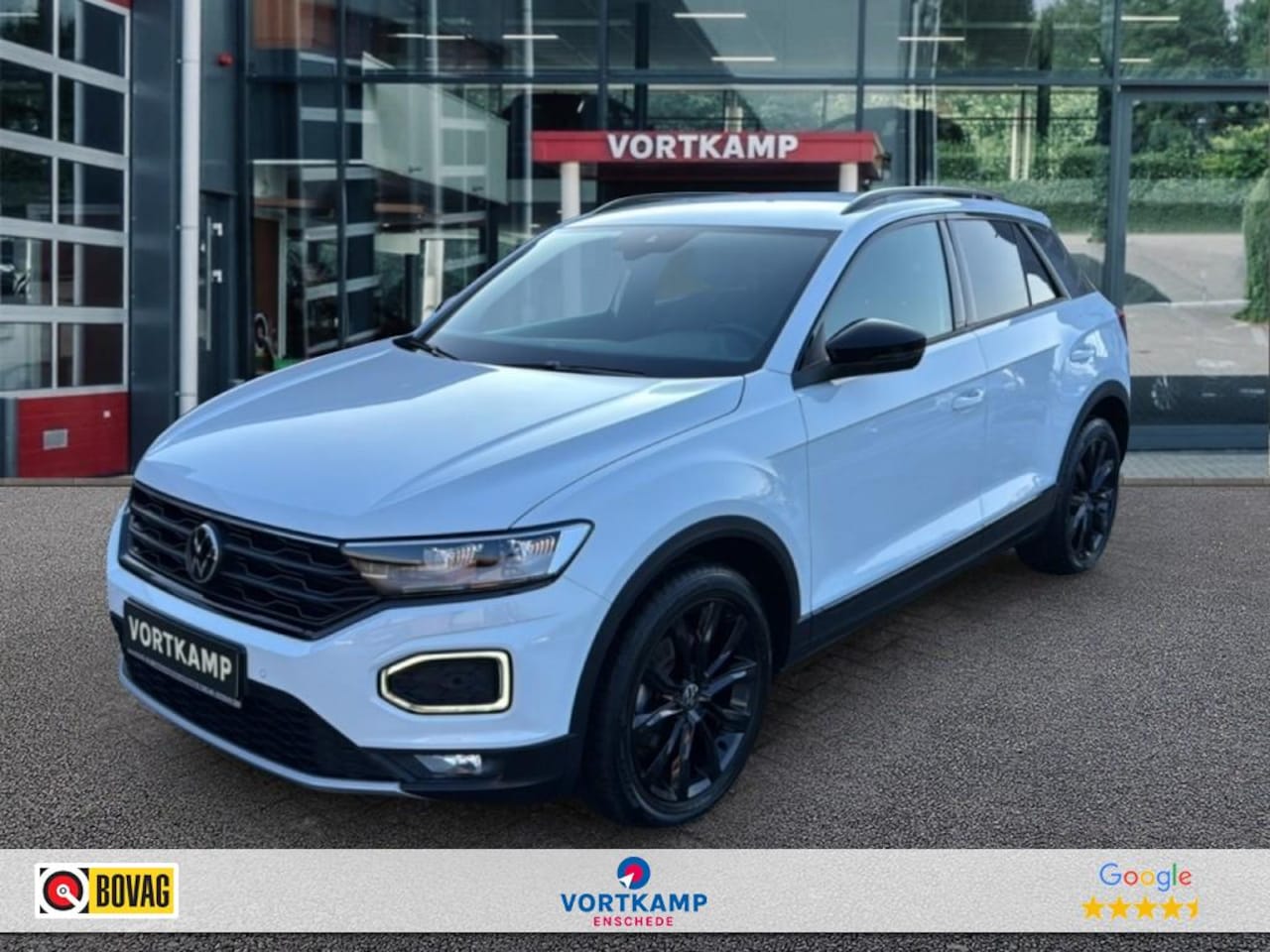 Volkswagen T-Roc - 1.5 TSI DSG SPORT CAMERA/ELEKKLEP/ACC/STOELVERW/NAVI - AutoWereld.nl