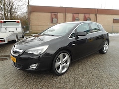 Opel Astra - 1.4 Turbo Sport