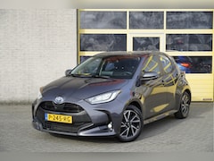 Toyota Yaris - 1.5 Hybrid Automaat 5drs Dynamic BJ2022 Lmv 16" | Led | Keyless entry | Achteruitrijcamera
