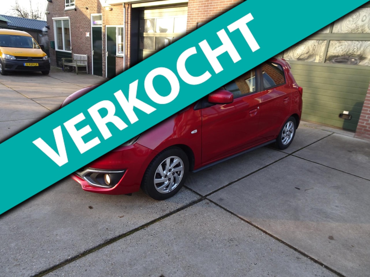 Mitsubishi Space Star - 1.2 100th Anniversary Edition 1.2 100th Anniversary Edition - AutoWereld.nl