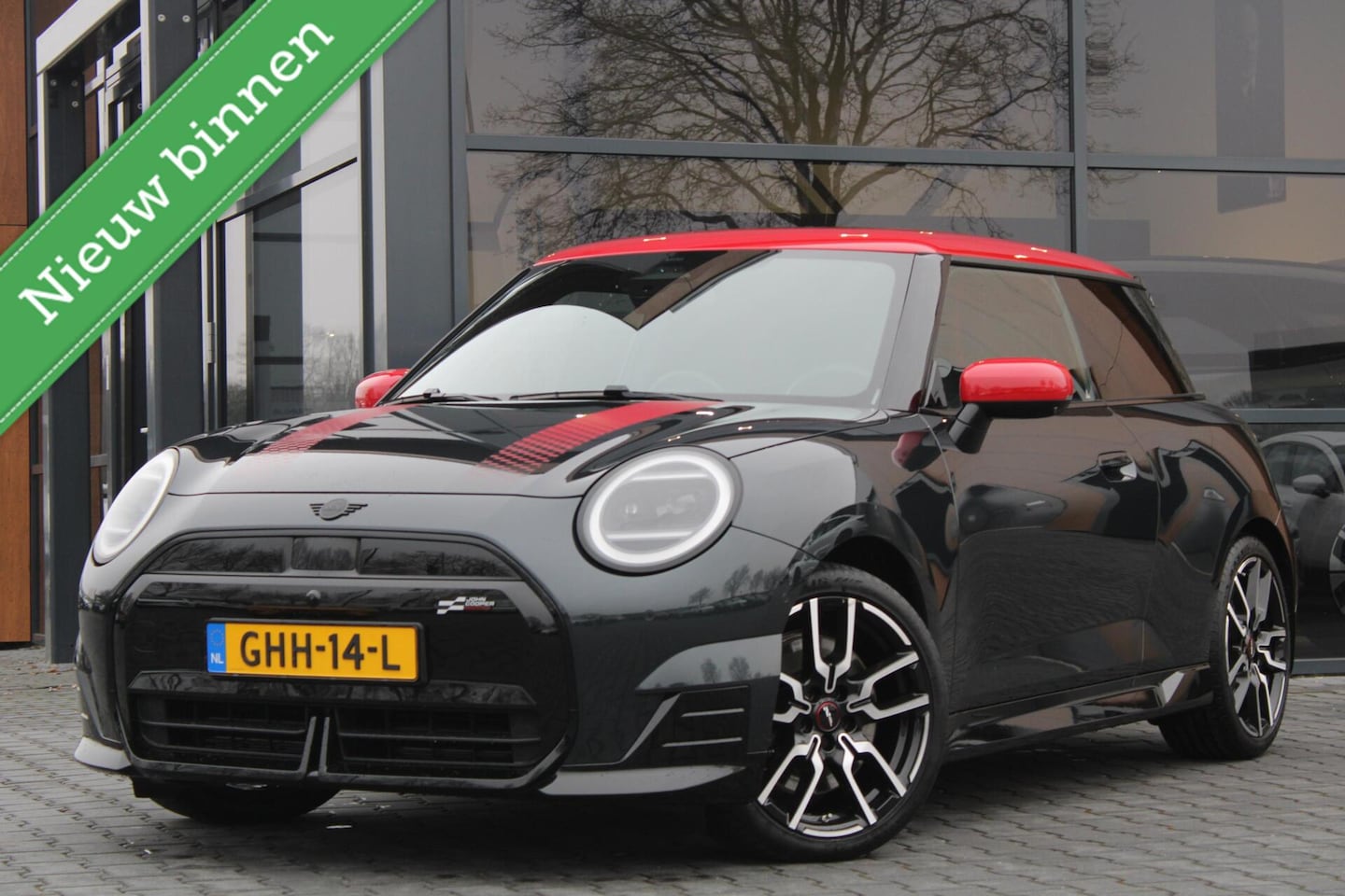 MINI John Cooper Works - Mini E Cooper M 40.7 kWh | Pano | Harman/Kardon - AutoWereld.nl