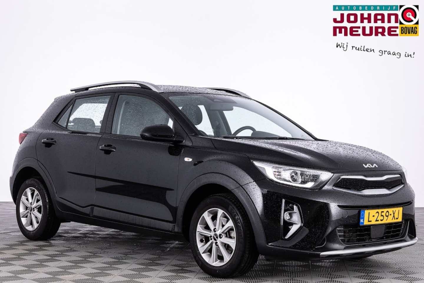 Kia Stonic - 1.0 T-GDi MHEV DynamicLine | AIRCO | LM. VELGEN - AutoWereld.nl