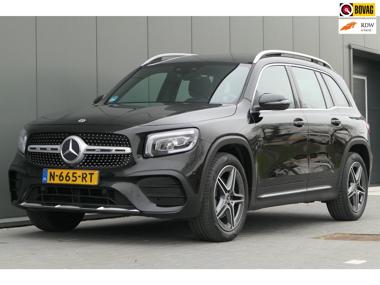 Mercedes-Benz GLB - 200 d 7p. AMG line Pano Widescreen Trekhaak LED Sfeerverlichting - AutoWereld.nl