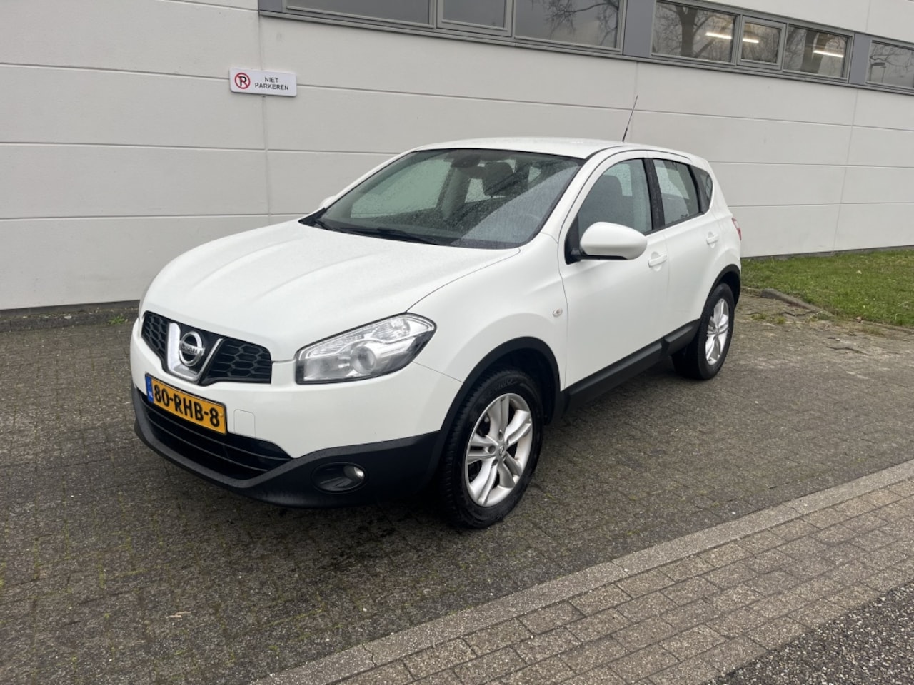 Nissan Qashqai - 1.6 Acenta Airco Cruise trekhaak Apk - AutoWereld.nl