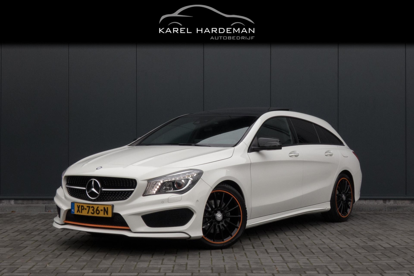 Mercedes-Benz CLA-klasse Shooting Brake - 250 OrangeArt Edition | AFNEEMBARE TREKHAAK | STOELVERWARMING | PARKEERSENSOREN - AutoWereld.nl