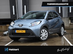 Toyota Aygo X - Play 1.0 VVT-i S-CVT 72pk Automaat ACHTERUITRIJCAMERA | APPLE-CARPLAY | CRUISE.C | DAB | A