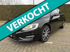 Volvo V60 - 2.4 D6 Twin Engine R-Design, Org NL, Dealer onderhouden