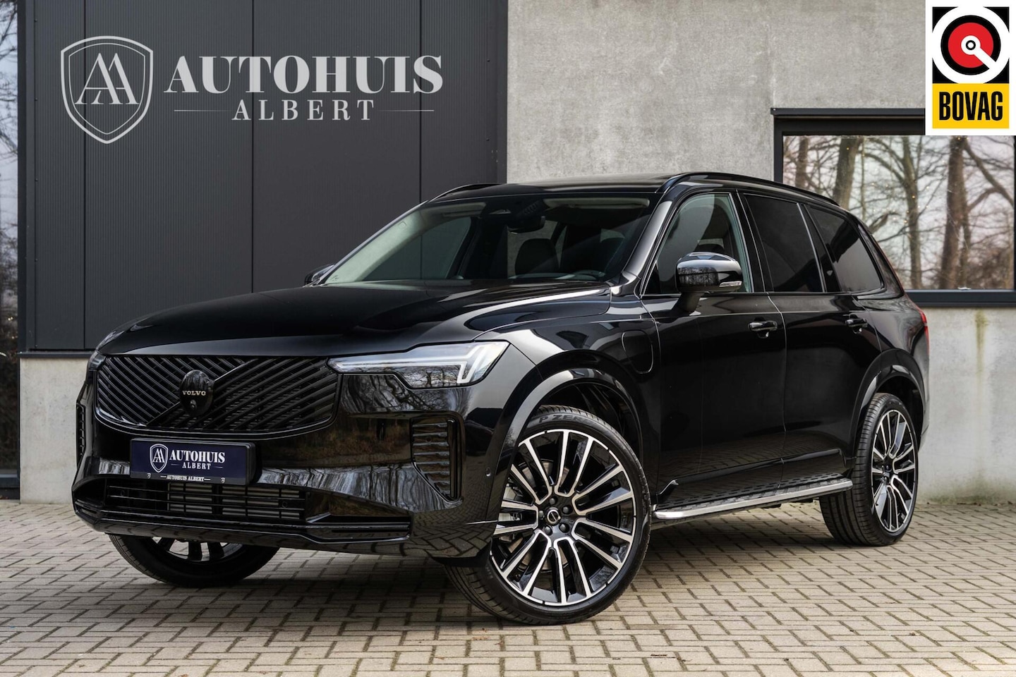 Volvo XC90 - 2.0 T8 AWD Ultra Dark B&W Massage 22' Luchtvering - AutoWereld.nl