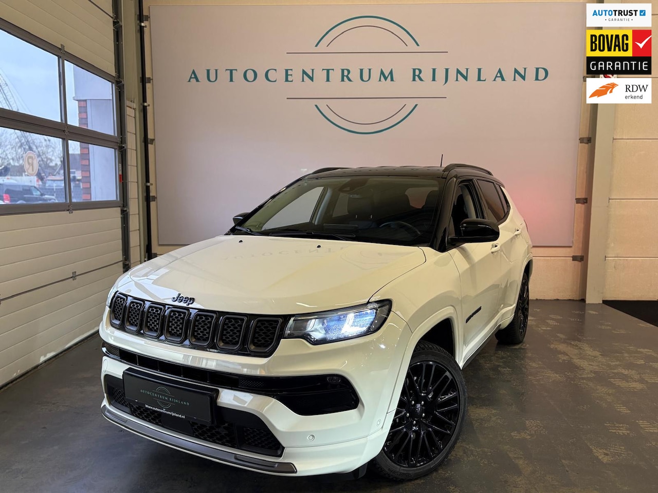 Jeep Compass - 4xe 240 Plug-in Hybrid Electric 80th Anniversary 1 Jaar Bovag Garantie - AutoWereld.nl