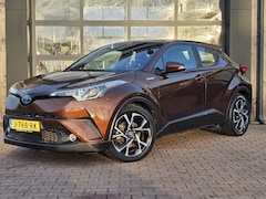 Toyota C-HR - 1.8 Hybrid Dynamic | Automaat | ACC | Trekhaak | Stoelverwarming | Camera |
