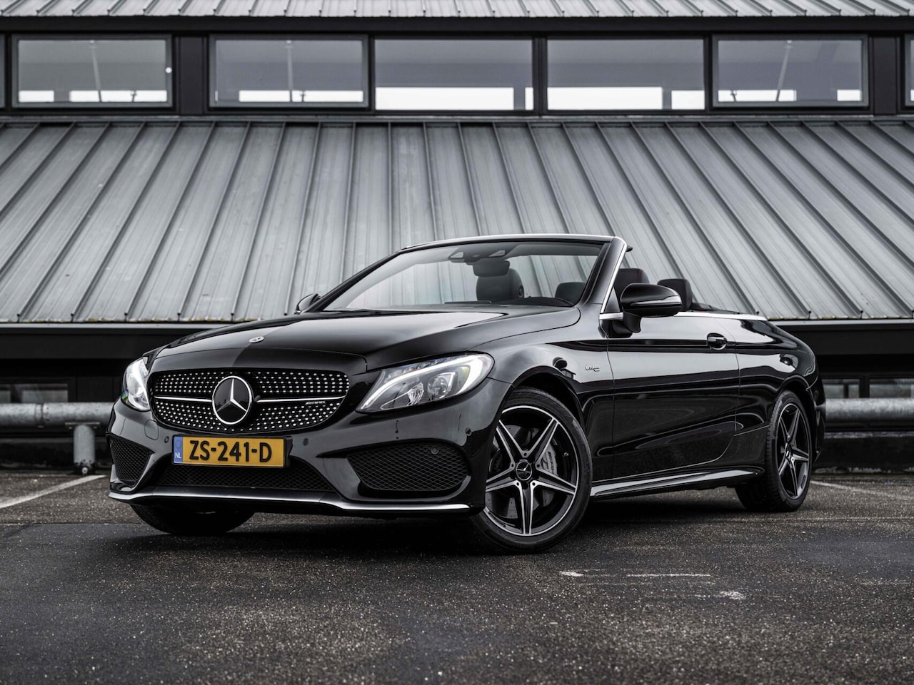 Mercedes-Benz C-klasse Cabrio - C43 AMG 367PK Speedshift 4MATIC Burmester Airscarf Sportuitlaat Memory LED - AutoWereld.nl